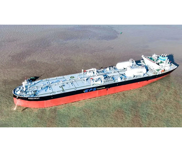 蘇伊士型15.8萬(wàn)載重噸LNG